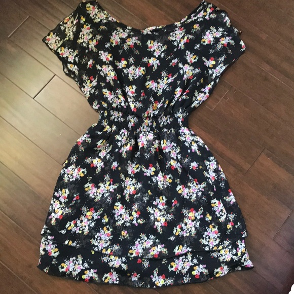 Express Dresses & Skirts - Express floral dress🎉price drop🎉